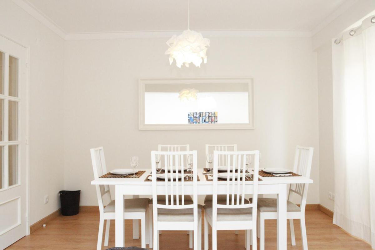 Family Central Apartment In São Pedro do Estoril Екстериор снимка